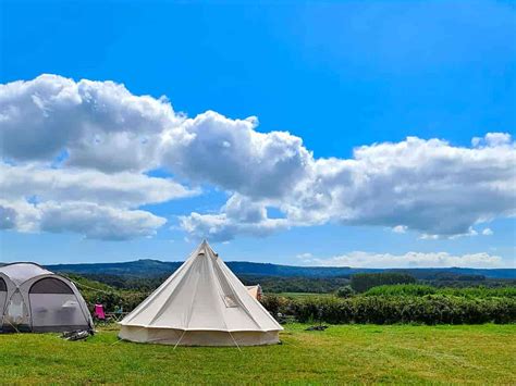 Tent Campsites in Lulworth Cove, Dorset from £8/nt - Pitchup