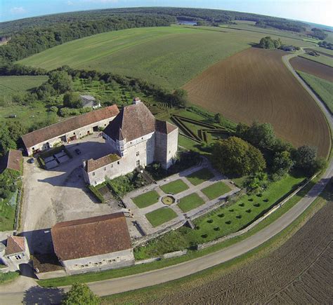 Château de Rosières (Saint-Seine-sur-Vingeanne) - All You Need to Know BEFORE You Go