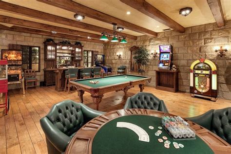 17 Best images about Home - Rec Room, Bar, Basement on Pinterest | Home Renovation, Home bars ...