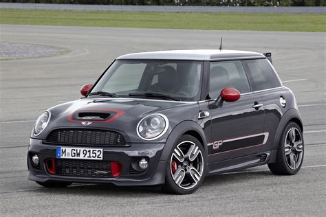 MINI JCW GP, la più veloce di sempre: 306CV, 265 km/h e sott...