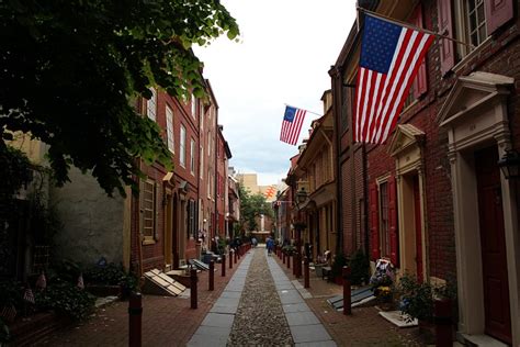 The History Of Philadelphia's Elfreth's Alley - Enchanted Serendipity