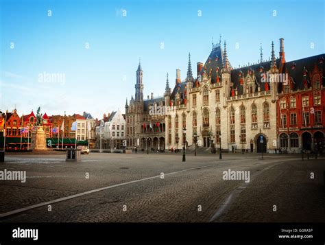 Market Square with city hall, Bruges Stock Photo - Alamy