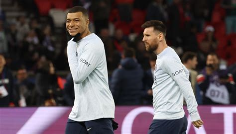 Mbappe 'Makes Messi Transfer Plea' To PSG | Soccer Laduma