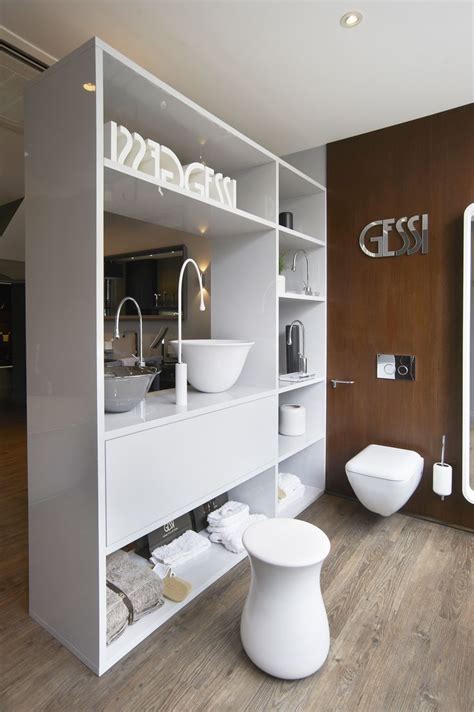 Studio Italiano - Showrooms - Designer Bathrooms C.P. Hart | Bathroom ...