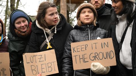 Greta Thunberg visits Lützerath – and denounces "police violence". - News in Germany