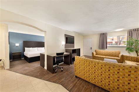 Days Inn by Wyndham Lawton | Lawton, OK Hotels