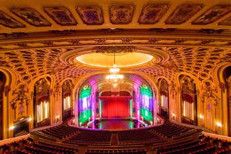 Arvest Bank Theatre at The Midland | Power and Light District, Kansas ...