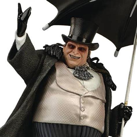 Batman Returns Penguin Deluxe Art 1:10 Scale Statue