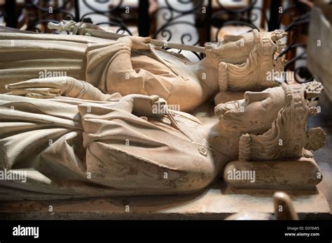 Tomb of (front) Henry 1st (1008 - 1060), Cathedral Basilica of Saint Denis, Paris France Stock ...