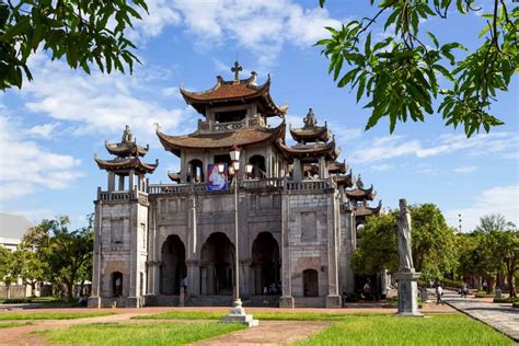 Ninh Binh Attractions - Things to Do & See in Ninh Binh - Go Vietnam Tours