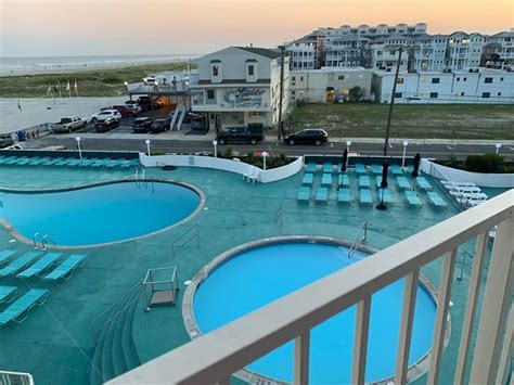 BAL HARBOUR HOTELS - Hotel Reviews (Wildwood Crest, NJ)