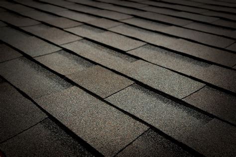 4 Shingle Colors That Will Make Your Roof Pop | My Decorative