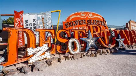 Woman Shares Tips for Visiting the Neon Boneyard in Las Vegas ...