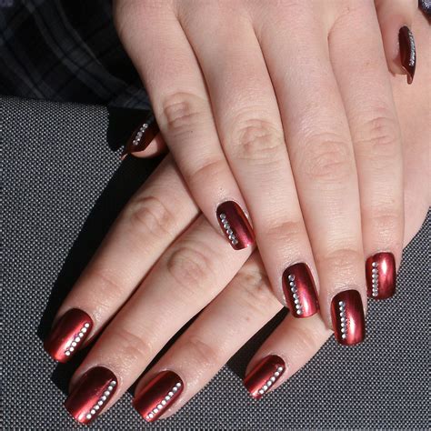 21 Charming Burgundy Nails - Pretty Designs