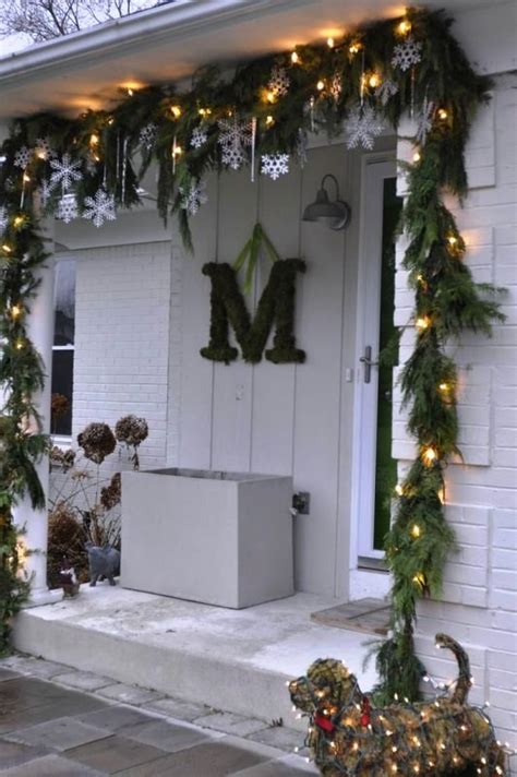 30 Christmas Lights Decorations Ideas For Porch - Decoration Love