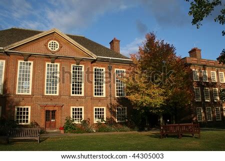 Somerville College Of Oxford University Stock Photo 44305003 : Shutterstock