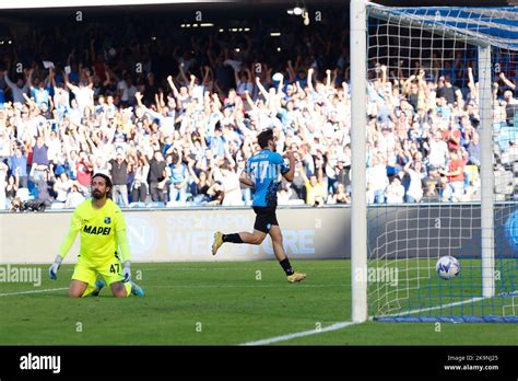 Naples, Italy. 29th Oct, 2022. Khvicha Kvaratskhelia of Napoli scores ...