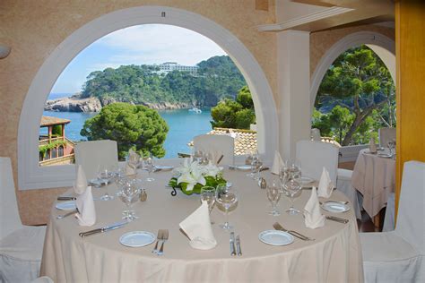 Restaurant. Hotel Aiguablava, Begur, Cala Fornells, Costa Brava, Luxury Hotels Begur Costa Brava ...