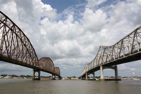 Old and New US Hwy 90 Bridges (Morgan City, Louisiana) - a photo on Flickriver