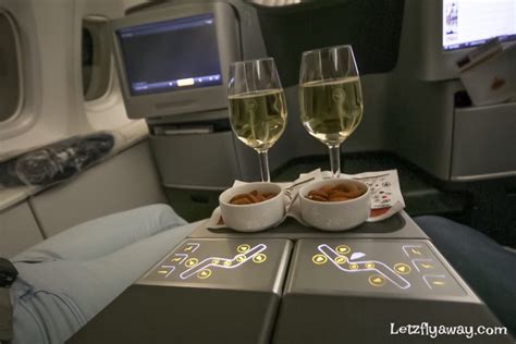 Lufthansa Business Class Boeing 747-8 Upper Deck Flight Review