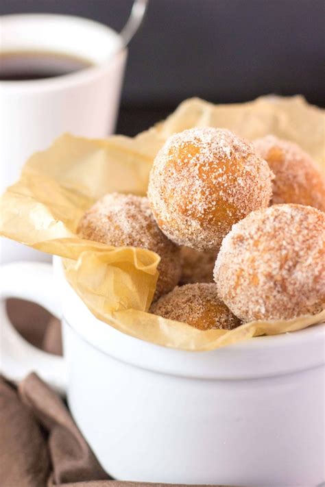 Fried Donut Holes (No Yeast) - Sugar Spun Run