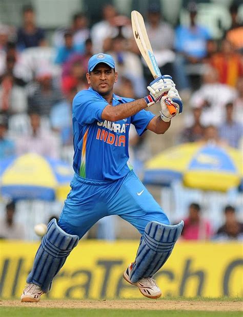 Dhoni Won’t Change His Batting Approach