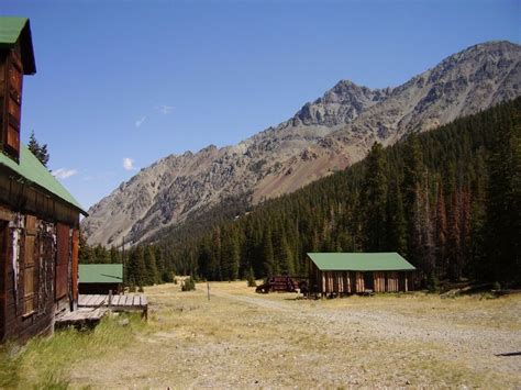 Meeteetse, WY - Western History and Outdoor Recreation | Old abandoned buildings, Park county ...