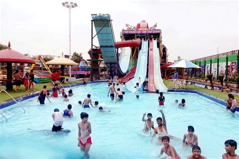 Splash Water Park in Alipur Delhi | Ticket Price | Address | Timings