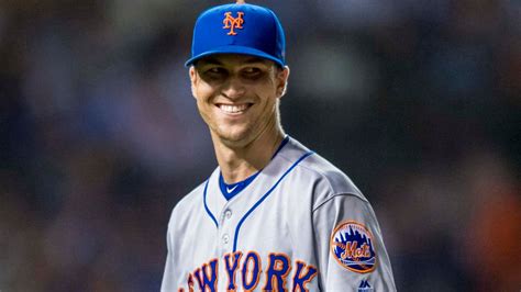 Jacob deGrom finishes one of the best pitching seasons in history by earning 10th win ...