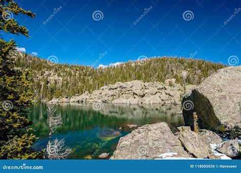 Lake Haiyaha, Rocky Mountains, Colorado, USA. Stock Photo - Image of outdoors, snow: 118005826