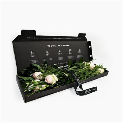 Letterbox Flowers - Haute Florist in 2020 | Letterbox flowers, Florist brand, Flower packaging