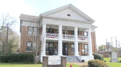 Historic Library has a new director | WDHN - wdhn.com