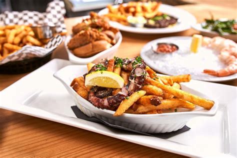 This Commercial Drive oyster bar's menu is a seafood lover's dream | Dished