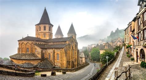 Sainte Foy abbey church in Conques, France : r/ArchitecturalRevival