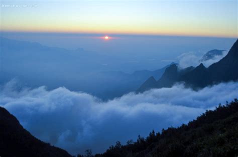 Kolukkumalai Sunrise View TrampTraveller