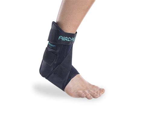 Aircast® Airsport Ankle Brace