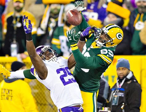 Vikings v Packers - Best NFL Photos from Week 17 - ESPN