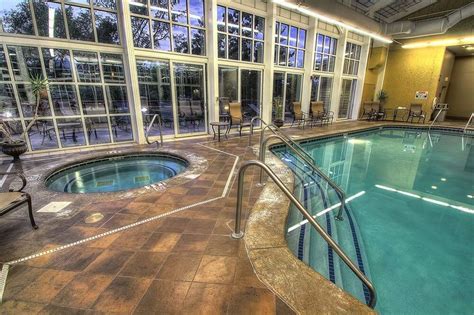 Hotels with Indoor Pools From Gatlinburg to Pigeon Forge | Gatlinburg ...