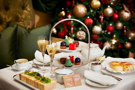 The Luxuriate guide to: Christmas afternoon teas at luxury London hotels - Luxuriate Magazine