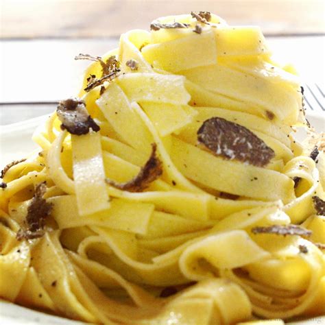 Tagliatelle con il Tartufo (Tagliatelle with Truffle) - Passion and cooking