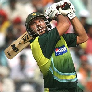 Ipl 5 | Cricket Wallpaper | Olampics Wallpaper: Images of Shahid afridi sixes