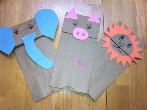 stinkeepants: Paper Bag Puppets