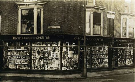 12 pictures of Grimsby's old shopping district - what are your memories of it? - Grimsby Live