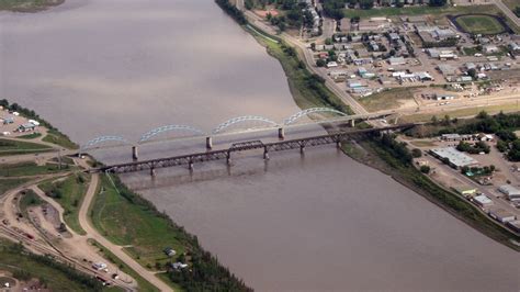 Major Funding for Peace River Bridge Twinning – Gateway Gazette