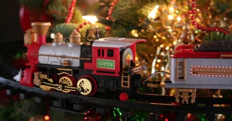 The Best Christmas Tree Train Set For Under Your Tree - Our Top 10 Sets