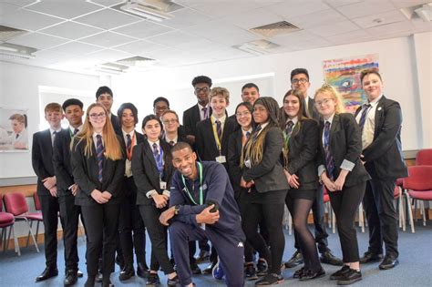 Former professional footballer inspires pupils at Landau Forte - Derbyshire Live