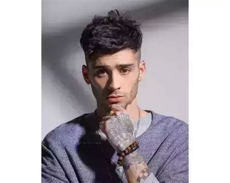 25 Stunning Zayn Malik Hairstyles - 2023 | Fabbon