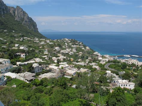 Jo & Michael's Great Escape: Isle of capri