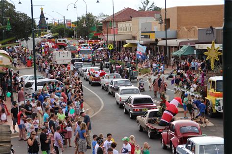 Big crowd for Christmas parade – The Cobar Weekly