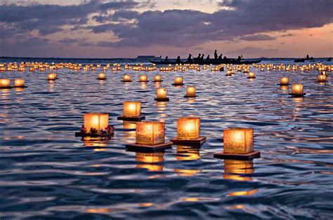 Water Floating Candle Lanterns Outdoor Biodegradable Lanterns for Praying Set of 10 (4.3 inch)